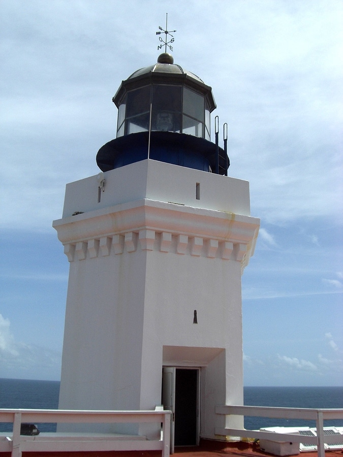 Minivan rental to visit Arecibo lighthouse